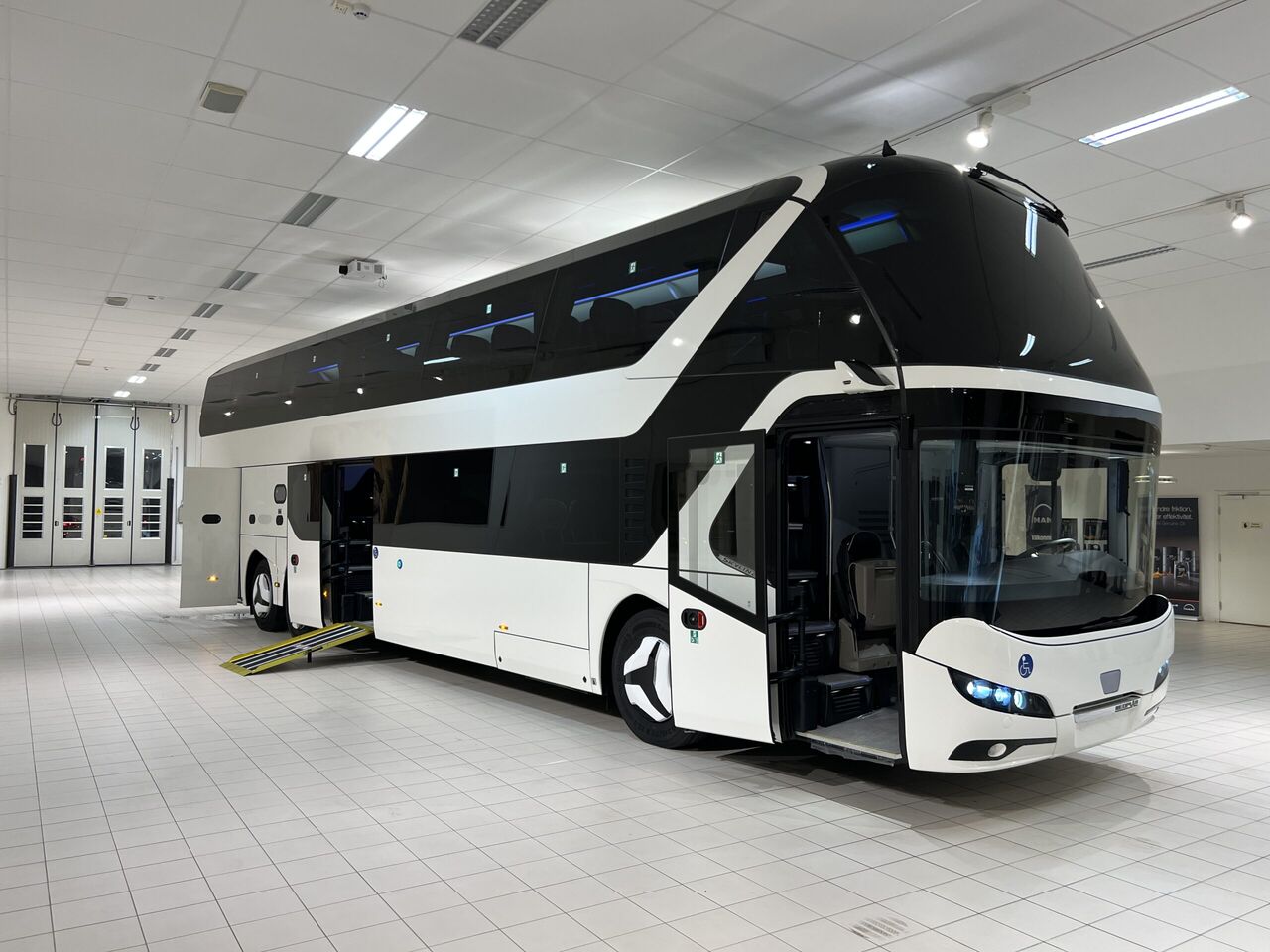 Double Decker Luxury Coach